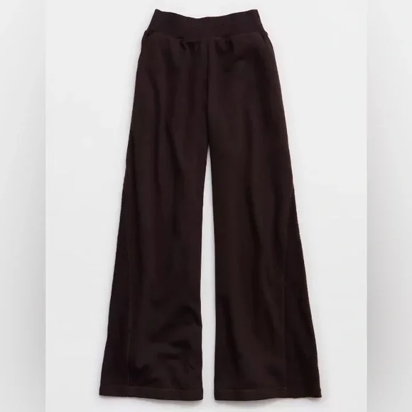 Aerie Après-Chill Sweatshirt and Trouser Set - Picture 4 of 7